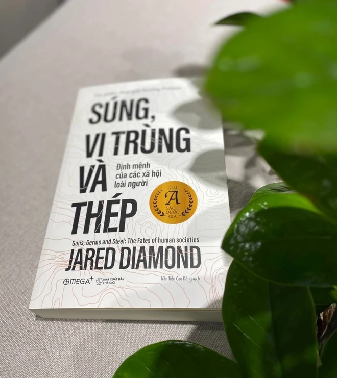 Hình ảnh trong sách Súng Vi Trùng Thép